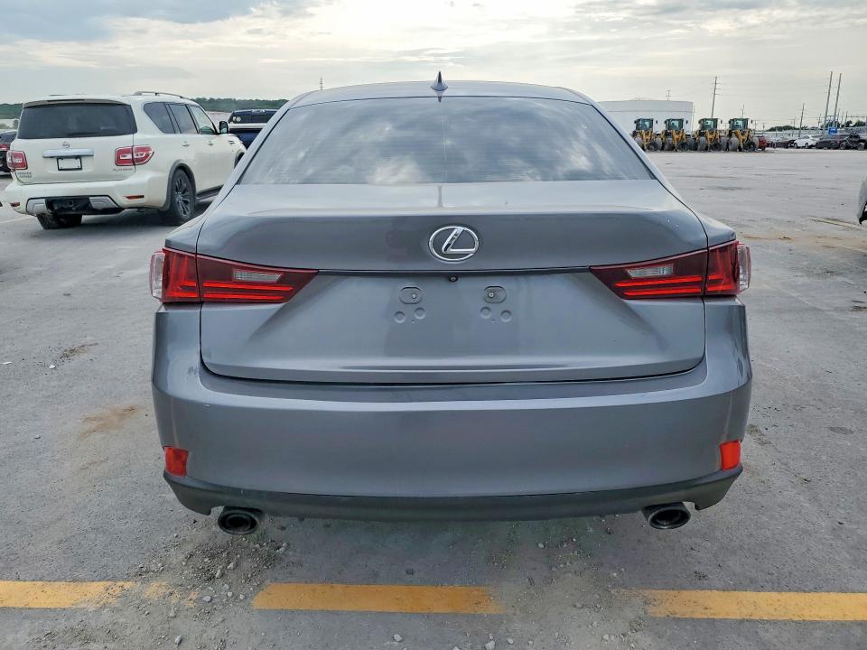 JTHBA1D26G5035645 2016 LEXUS IS photo no. 6