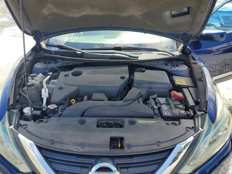 2016 NISSAN ALTIMA 2.5 SR — Фото 11 из 12