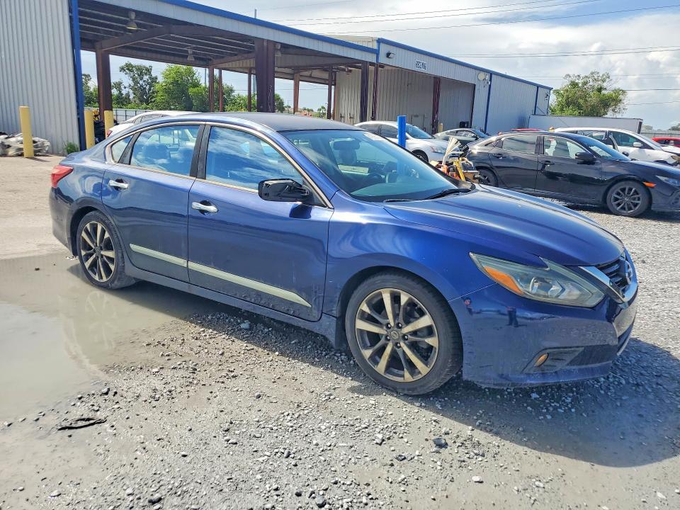 2016 NISSAN ALTIMA 2.5 SR — Фото 4 из 12