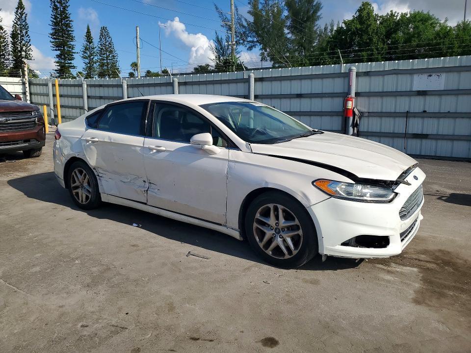 2016 FORD FUSION SE — Фото 4 из 12
