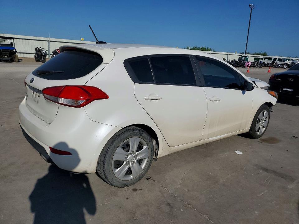 2016 KIA FORTE LX — Фото 3 из 13