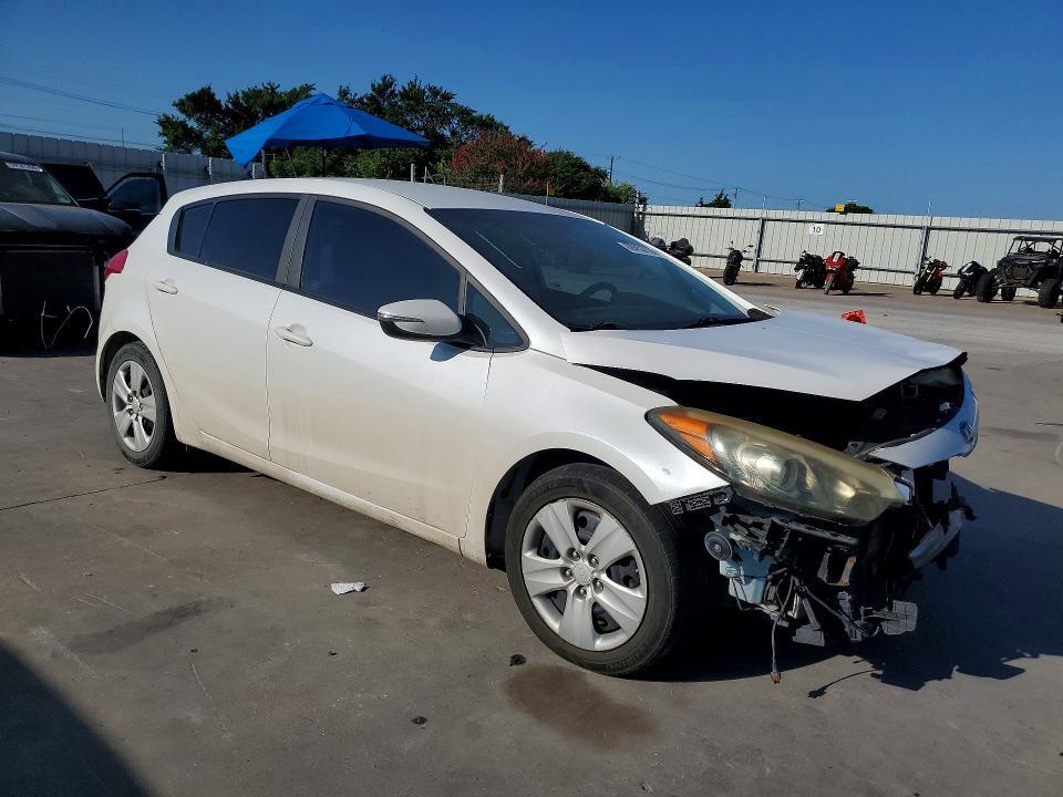 2016 KIA FORTE LX — Фото 4 из 13