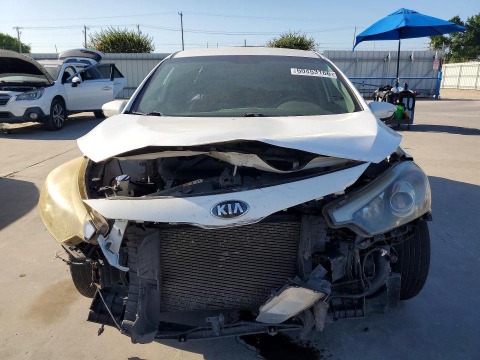 2016 KIA FORTE LX — Фото 5 из 13