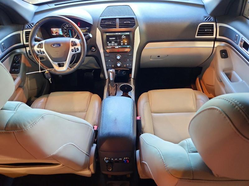 2015 FORD EXPLORER XLT — Фото 8 из 13