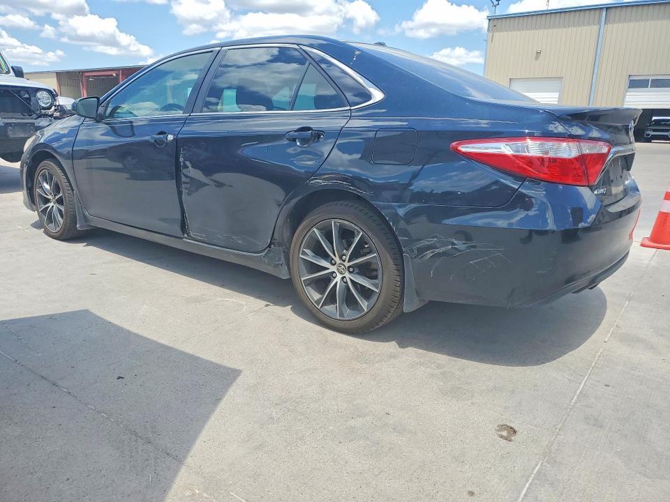 2015 TOYOTA CAMRY XSE — Фото 2 из 12