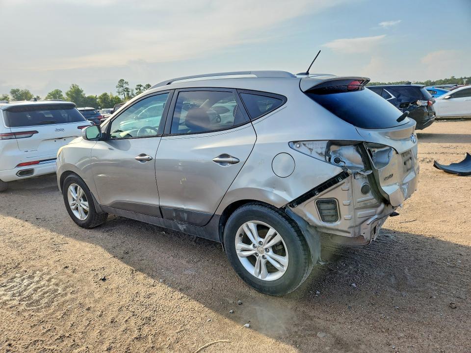 2013 HYUNDAI TUCSON GLS — Фото 2 из 13