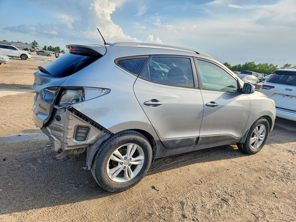 2013 HYUNDAI TUCSON GLS — Фото 3 из 13
