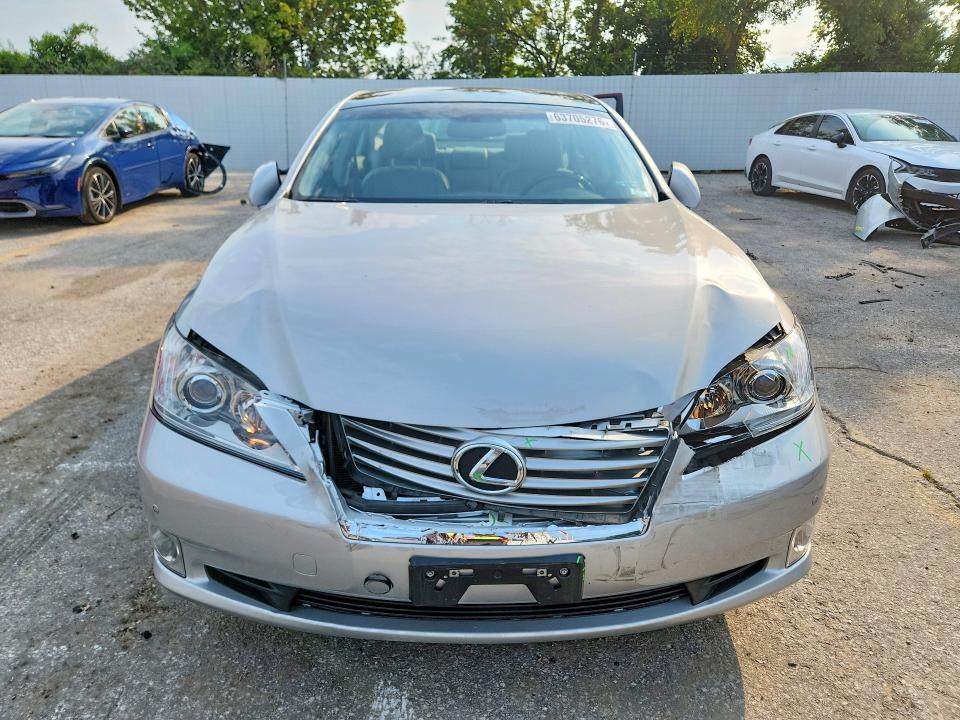 2012 LEXUS ES 350 — Фото 5 из 12