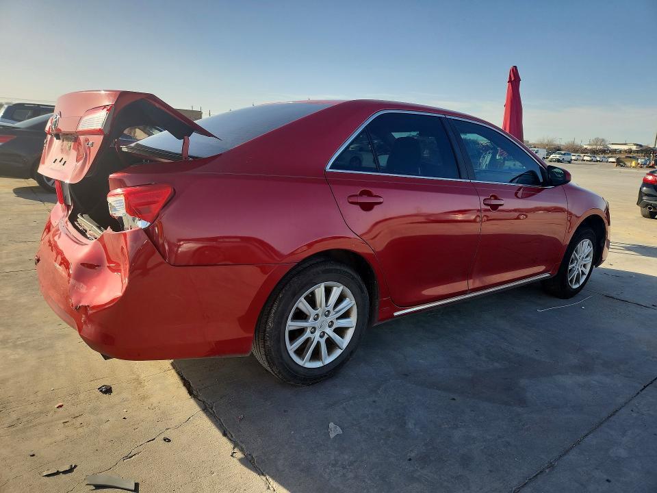 4T4BF1FK4CR175579 2012 TOYOTA CAMRY photo no. 3