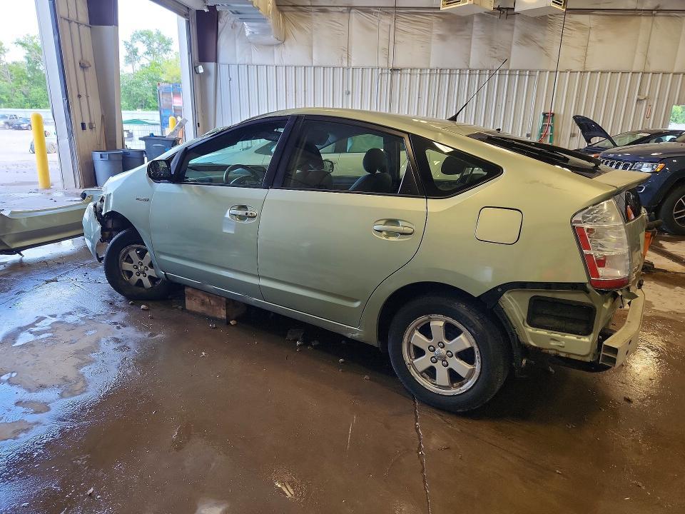 2007 TOYOTA PRIUS BASE — Фото 2 из 13