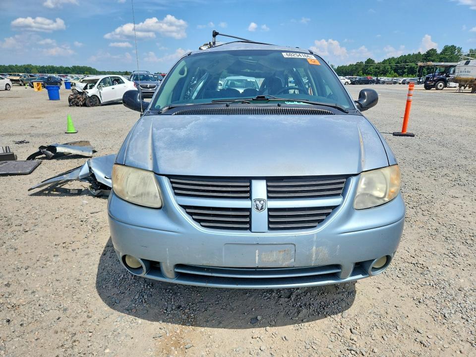 2005 DODGE GRAND CARAVAN SXT — Фото 5 из 14