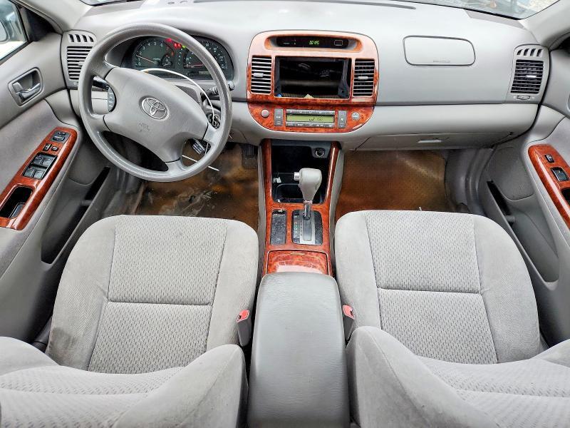 4T1BE32KX4U372157 2004 TOYOTA CAMRY photo no. 8