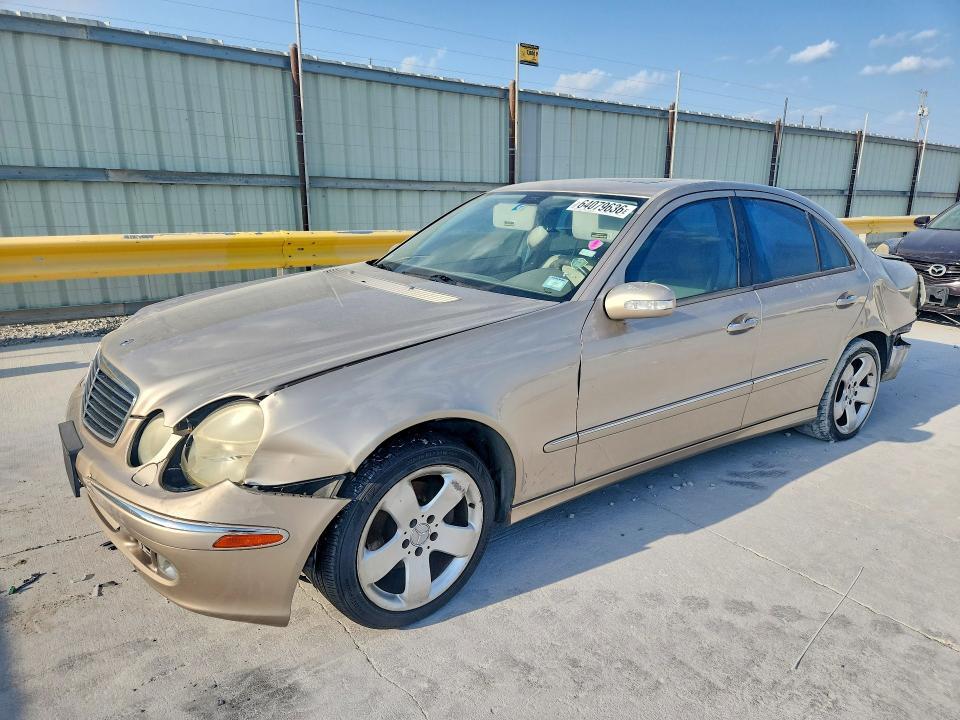 2004 MERCEDES-BENZ E WDBUF65J04A520122
