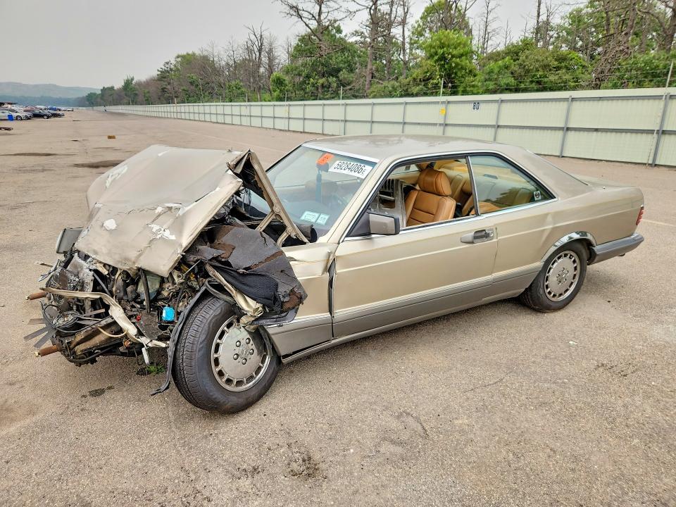 1988 MERCEDES-BENZ 560 WDBCA45D0JA394509