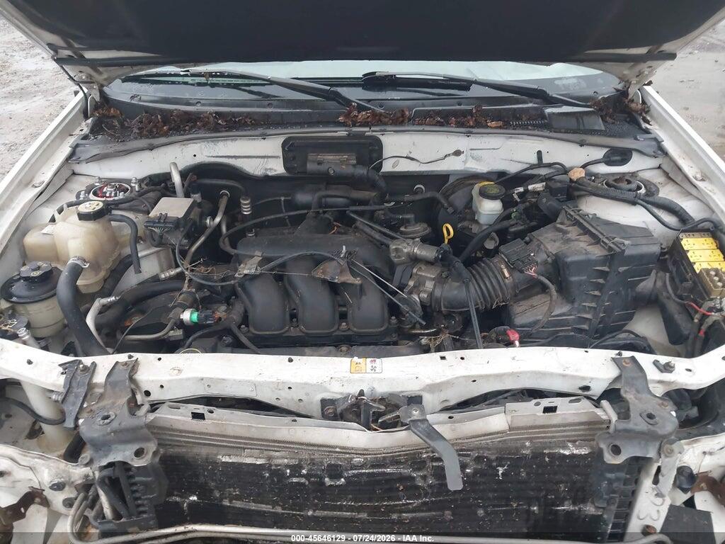 1FMCU04171KA96828 2001 FORD ESCAPE photo no. 10