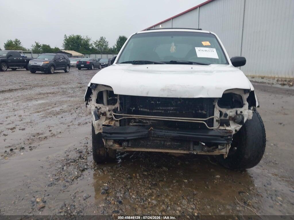 1FMCU04171KA96828 2001 FORD ESCAPE photo no. 6