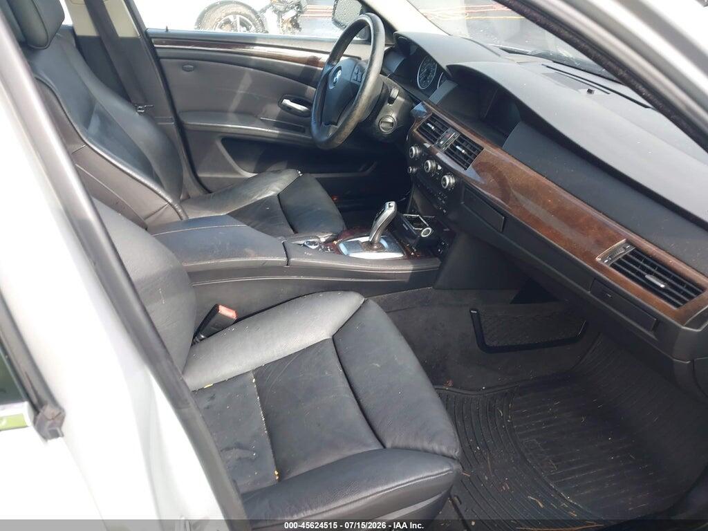 WBANV935X9C132002 2009 BMW 535I photo no. 5