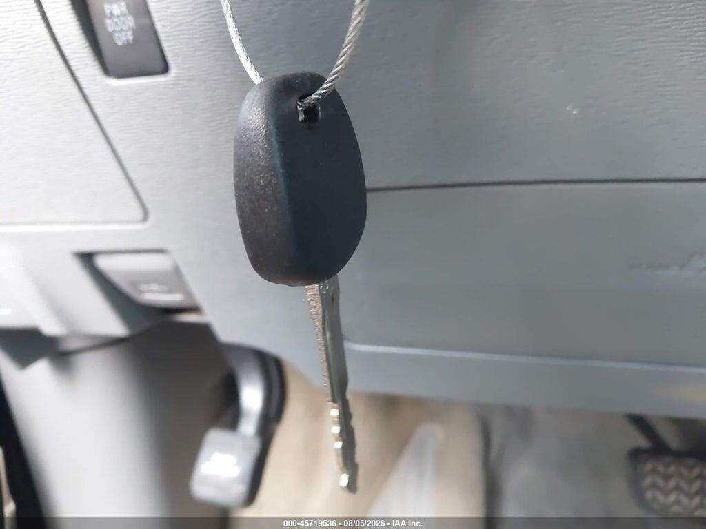 5TDYK3DC9BS125081 2011 TOYOTA SIENNA photo no. 11