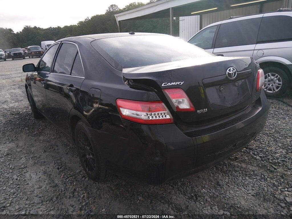 4T1BF3EK5BU700137 2011 TOYOTA CAMRY photo no. 3