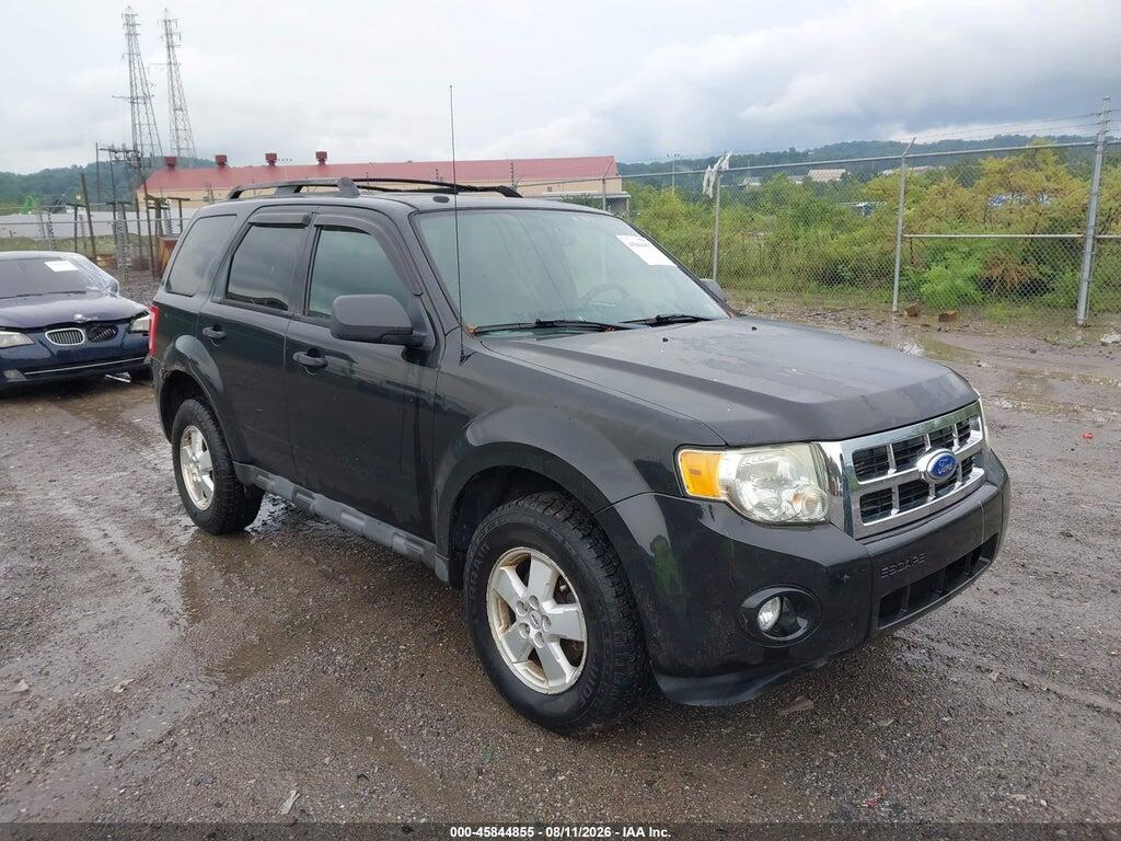 1FMCU0D75BKB96321 2011 FORD ESCAPE photo no. 1