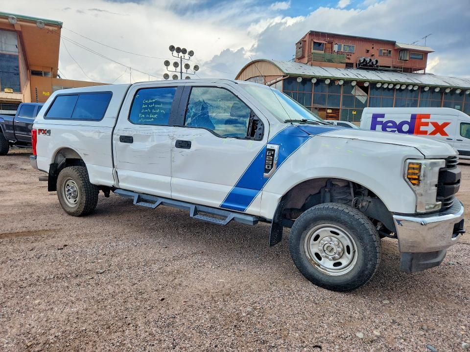 2019 FORD F250 SUPER DUTY — Фото 4 из 12