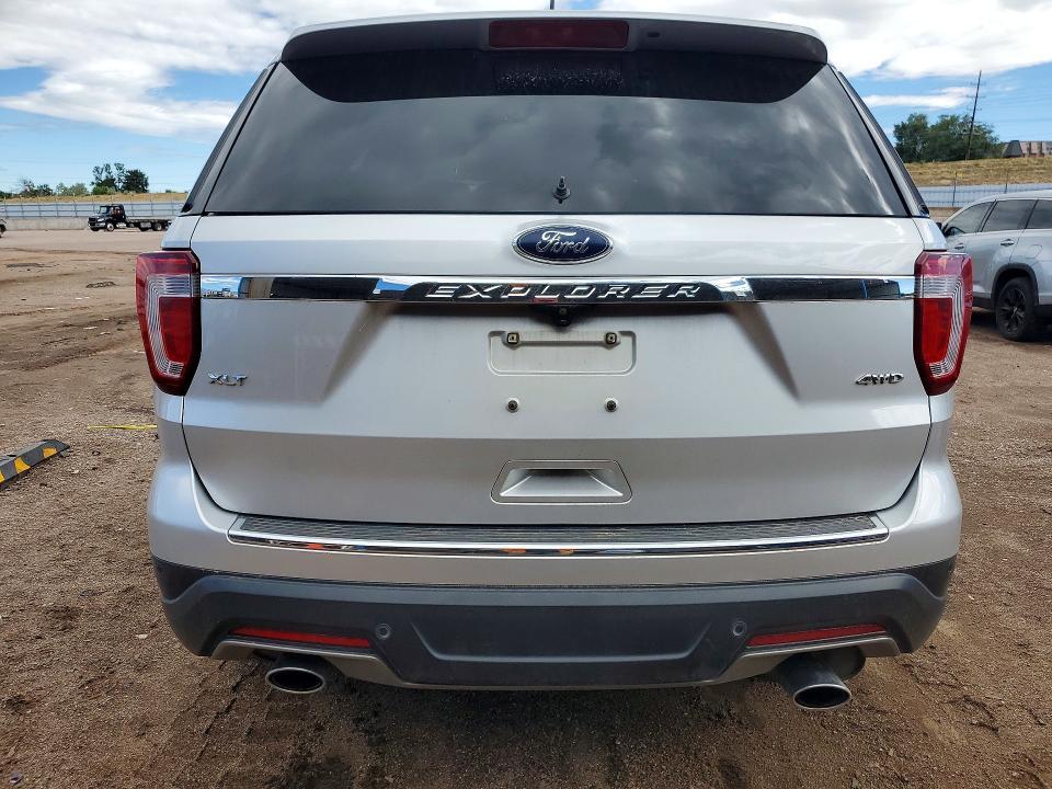 2018 FORD EXPLORER XLT — Фото 6 из 13