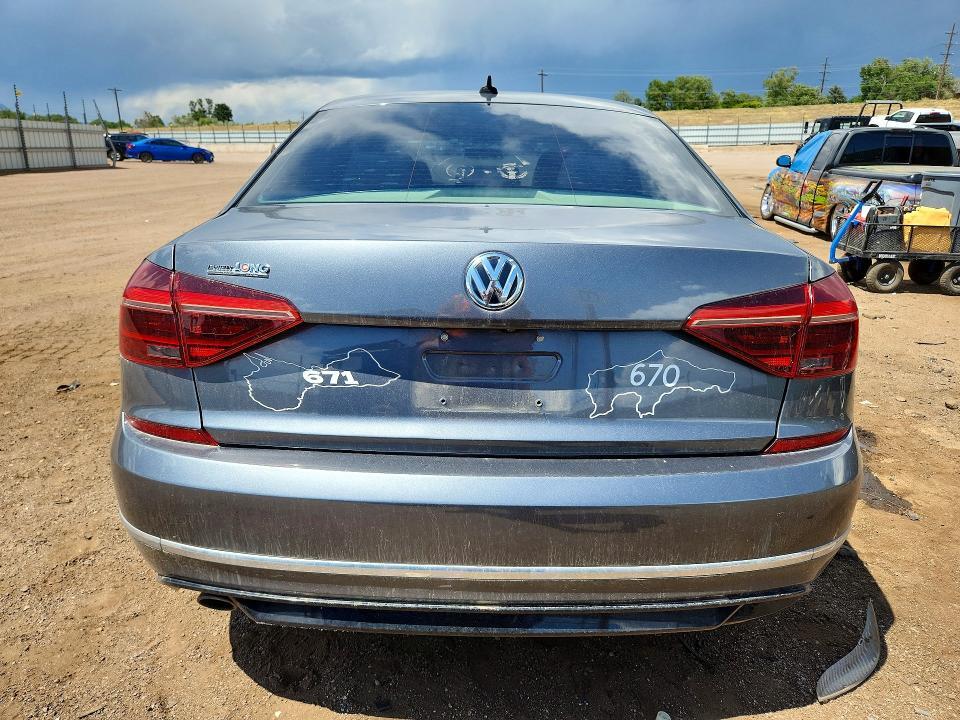 2017 VOLKSWAGEN PASSAT R-LINE — Фото 6 из 12