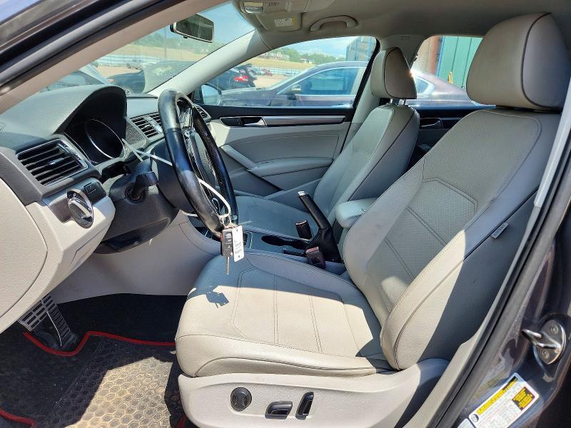 2017 VOLKSWAGEN PASSAT R-LINE — Фото 7 из 12