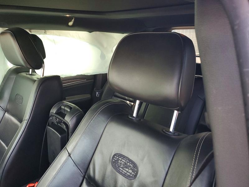 2017 JEEP GRAND CHEROKEE OVERLAND — Фото 10 из 13