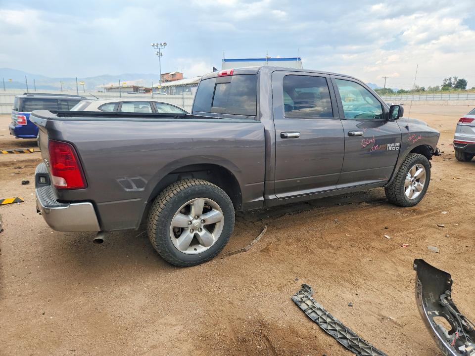 2017 RAM 1500 SLT — Фото 3 из 13