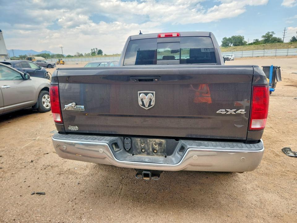 2017 RAM 1500 SLT — Фото 6 из 13