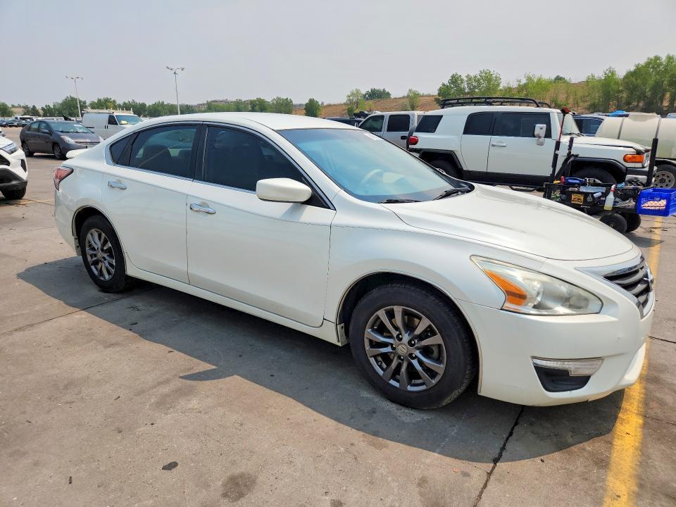 2015 NISSAN ALTIMA 2.5 S — Фото 4 из 12