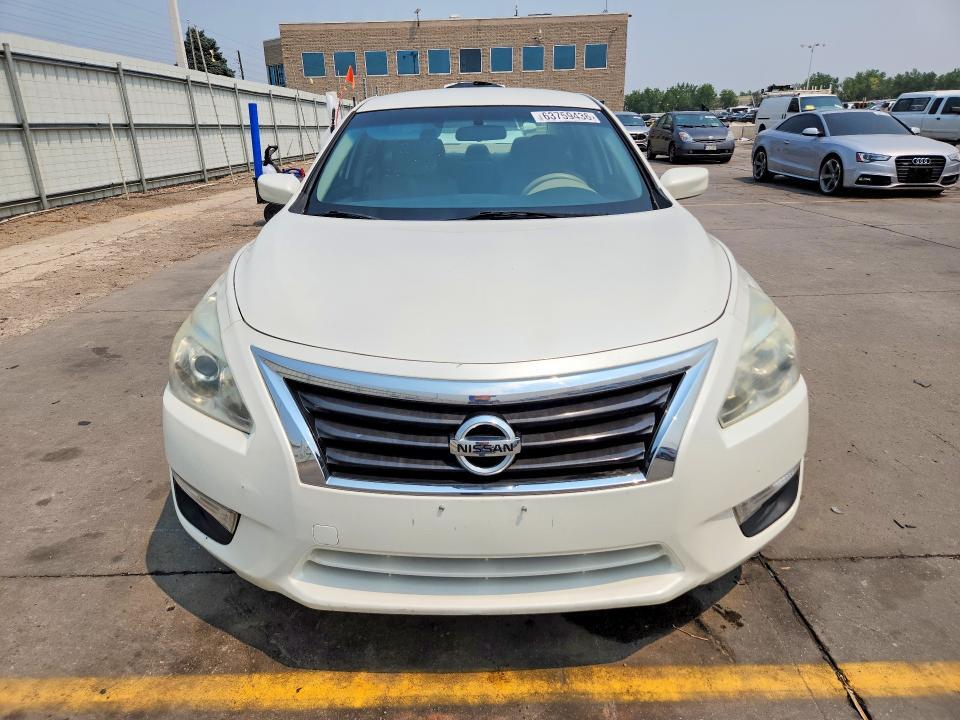 2015 NISSAN ALTIMA 2.5 S — Фото 5 из 12