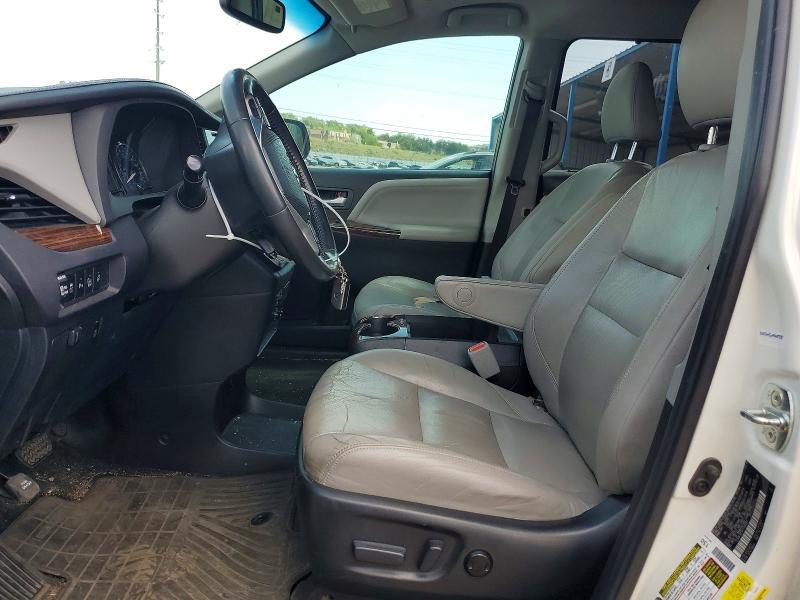 2015 TOYOTA SIENNA LIMITED 7-PASSENGER — Фото 7 из 13