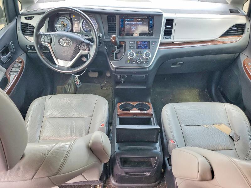 2015 TOYOTA SIENNA LIMITED 7-PASSENGER — Фото 8 из 13