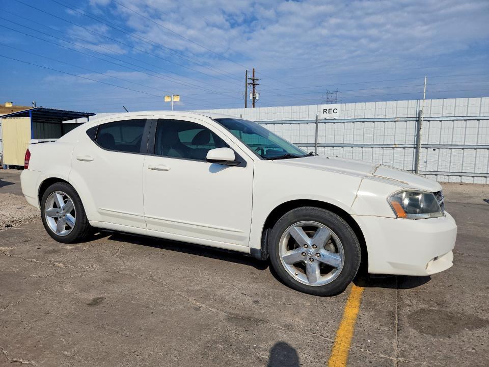 2008 DODGE AVENGER R/T — Фото 4 из 12