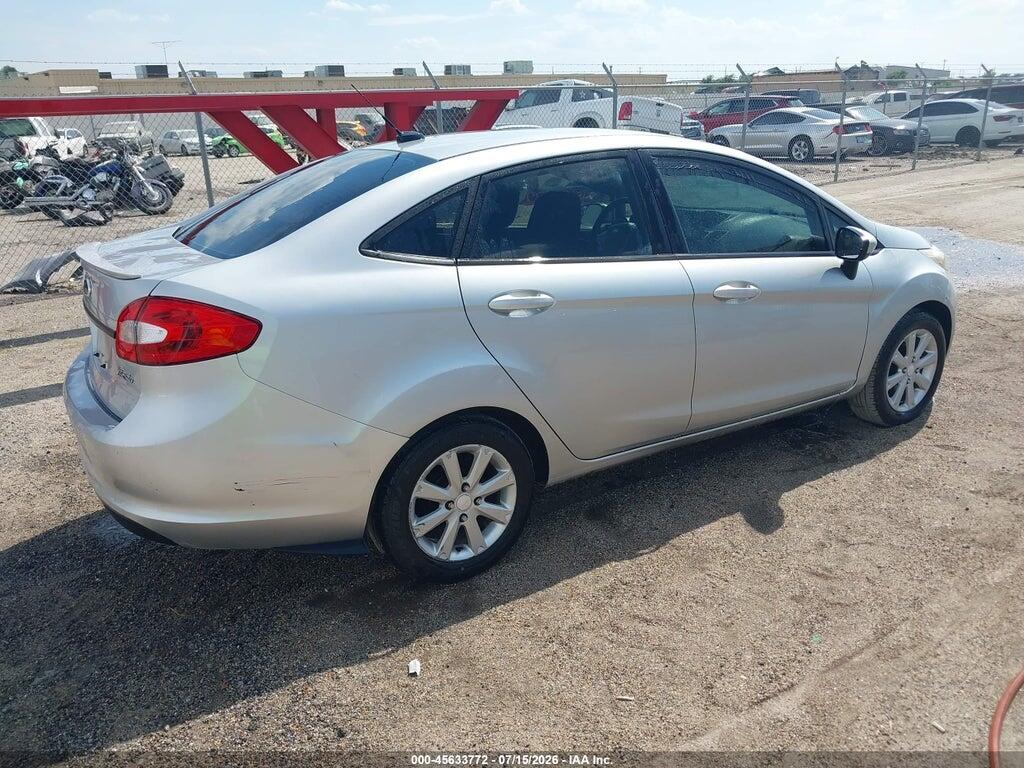 3FADP4BJ9CM111843 2012 FORD FIESTA photo no. 4