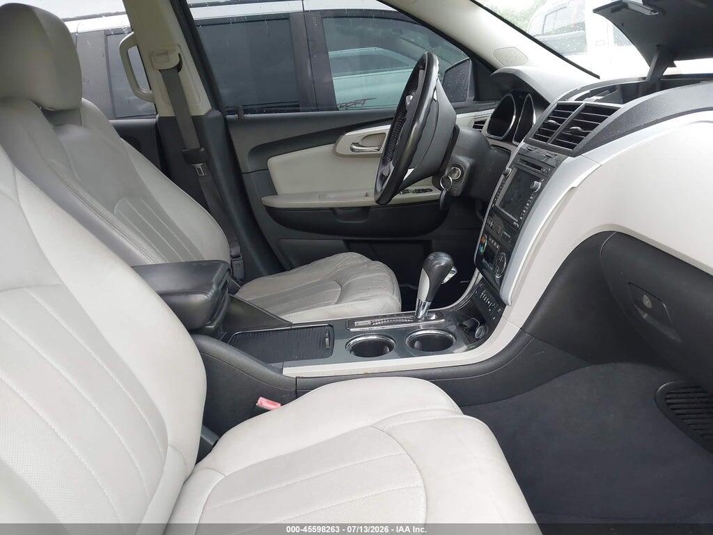 1GNKRLED9CJ219945 2012 CHEVROLET TRAVERSE photo no. 5