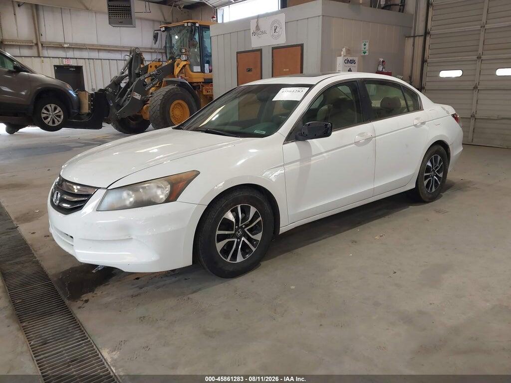 1HGCP2F89CA093599 2012 HONDA ACCORD photo no. 2