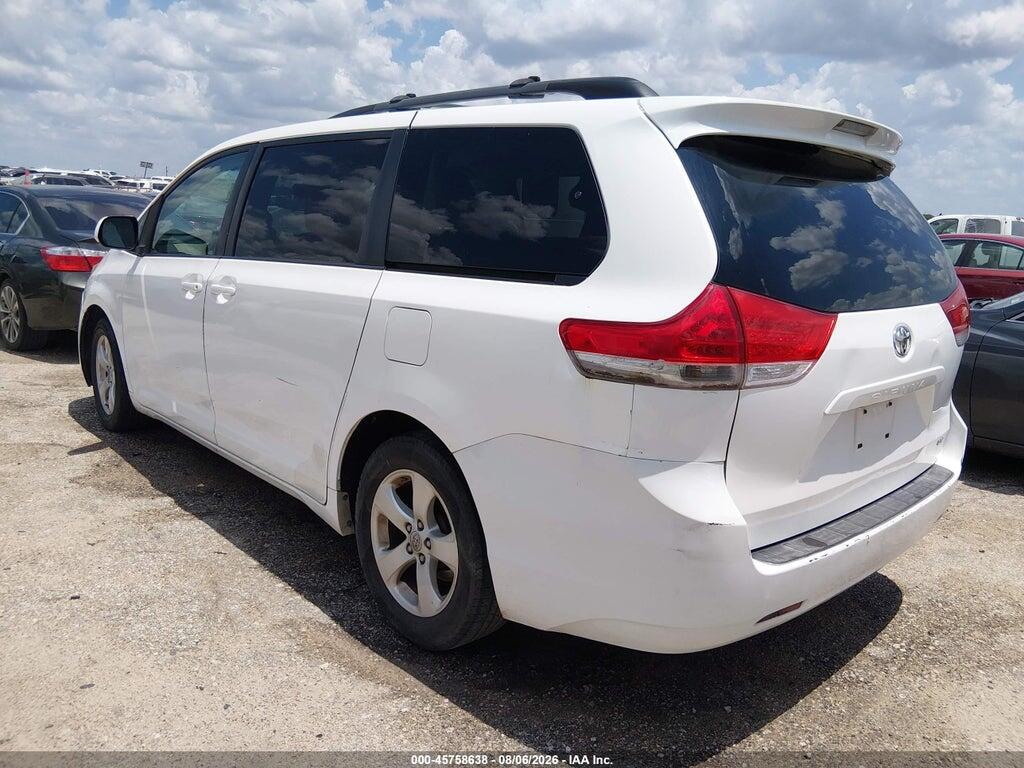 5TDKK3DC5CS191926 2012 TOYOTA SIENNA photo no. 3