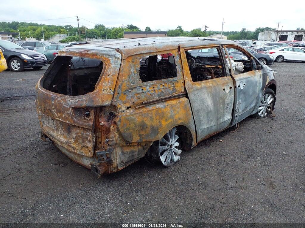 KNDMC5C11F6036439 2015 KIA SEDONA photo no. 4