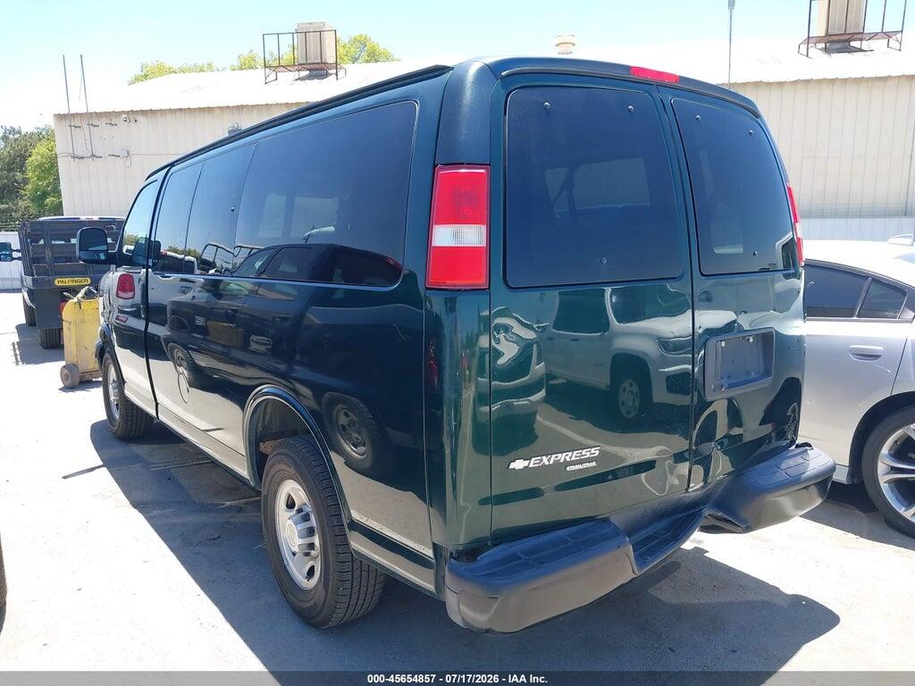 1GAWGPFF7F1282773 2015 CHEVROLET EXPRESS 2500 photo no. 3