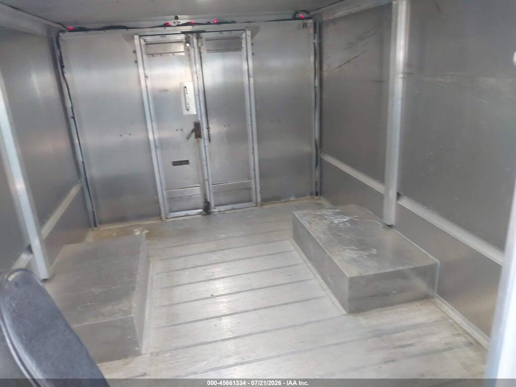 1FC3E3KS7HDC65176 2017 FORD E-350 STRIPPED photo no. 8