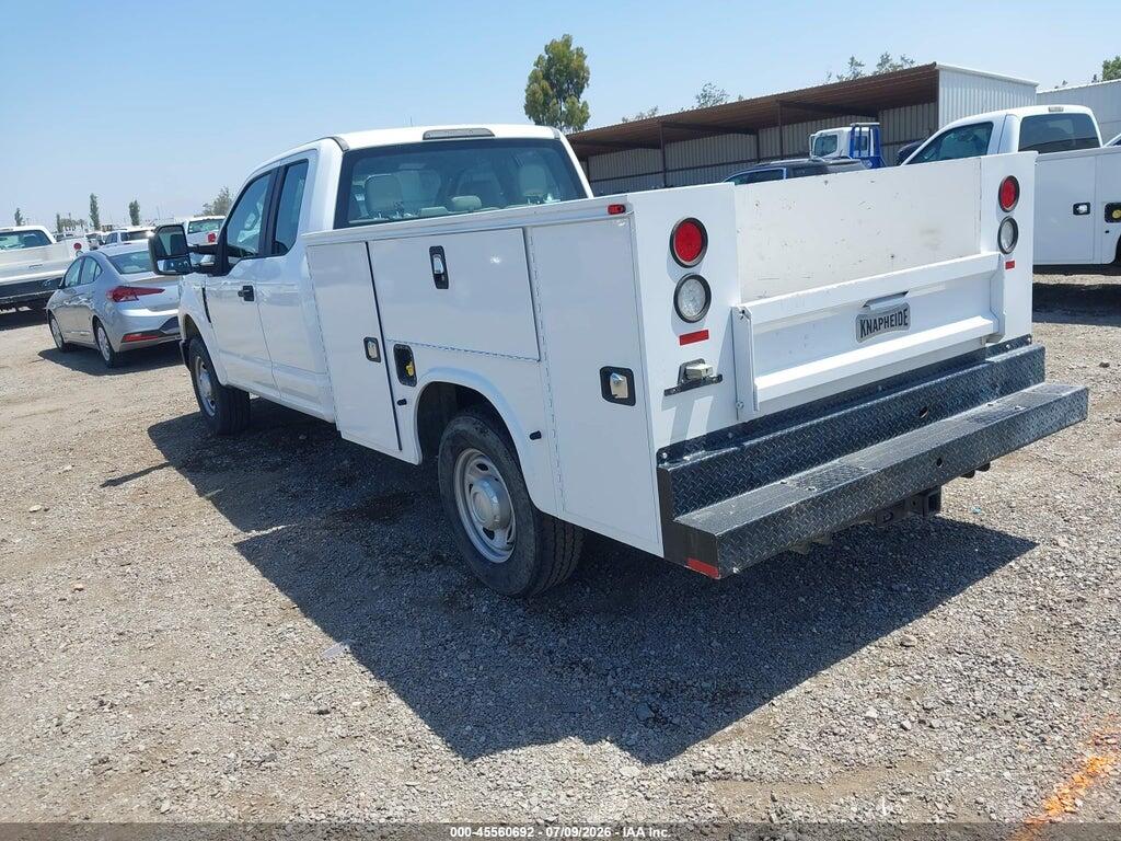 1FD8X3A61HEE29046 2017 FORD F-350 photo no. 3