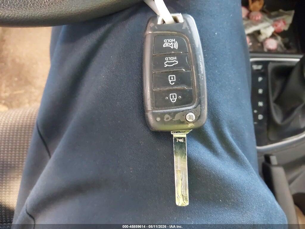 3KPC24A39JE024586 2018 HYUNDAI ACCENT photo no. 11