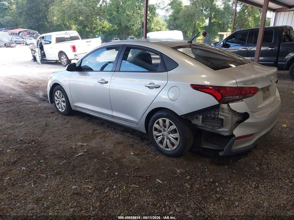3KPC24A39JE024586 2018 HYUNDAI ACCENT photo no. 3