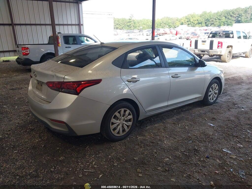 3KPC24A39JE024586 2018 HYUNDAI ACCENT photo no. 4