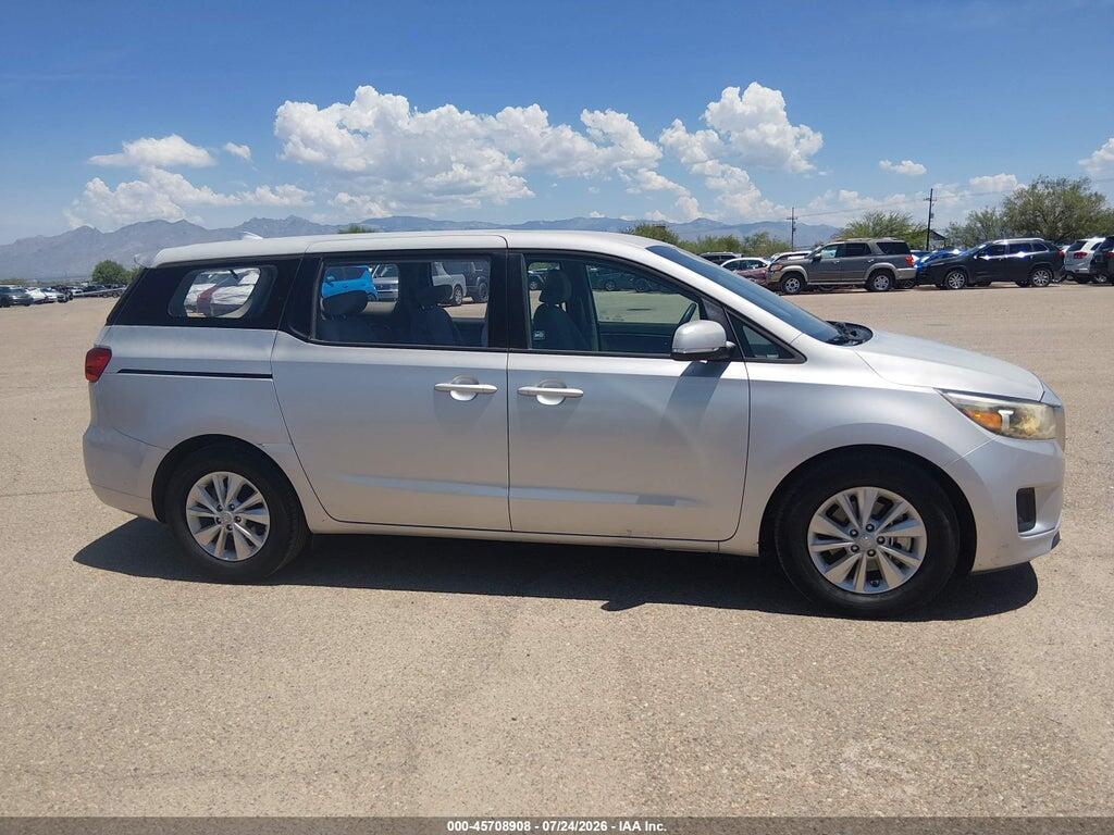 KNDMA5C10J6404902 2018 KIA SEDONA photo no. 12