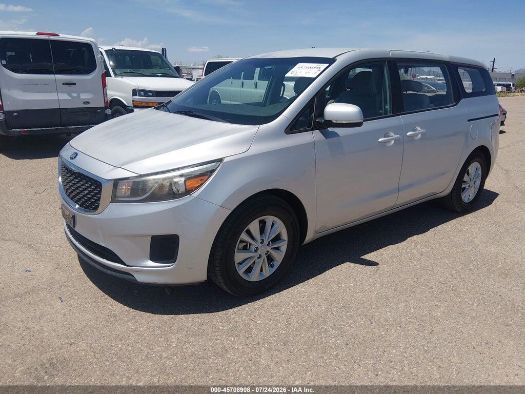 KNDMA5C10J6404902 2018 KIA SEDONA photo no. 2