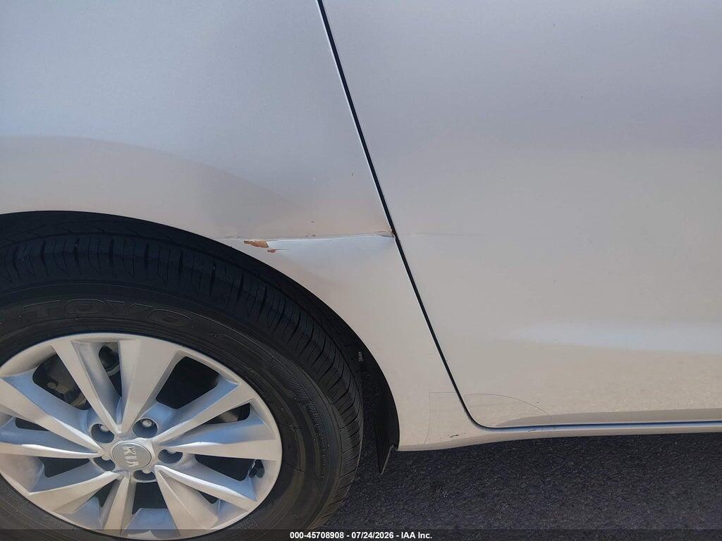 KNDMA5C10J6404902 2018 KIA SEDONA photo no. 6